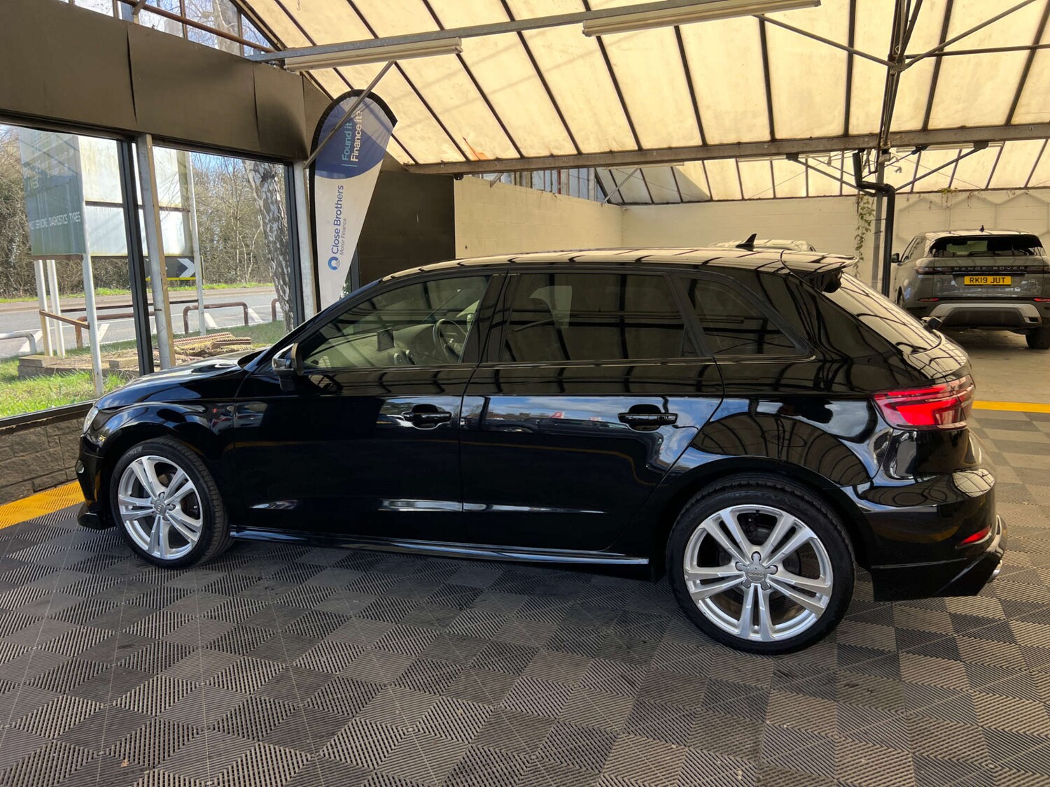 Used Audi A3 2019 for sale - 77844637: Photo 7