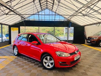 Volkswagen - Golf