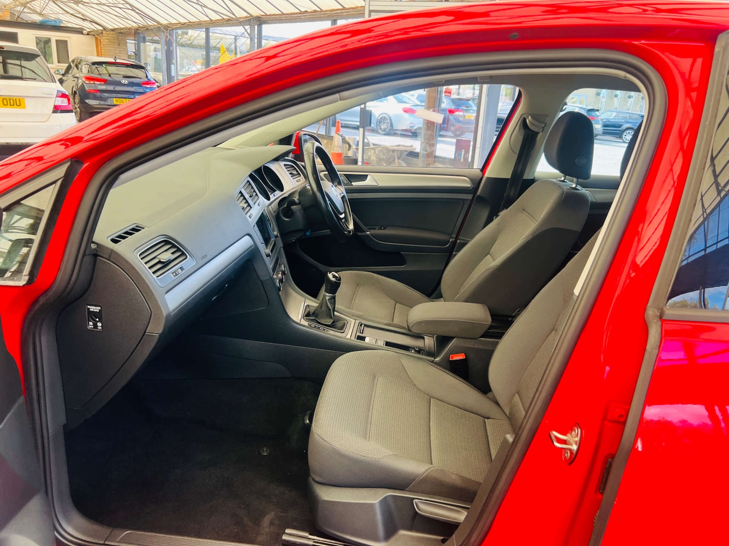 Used Volkswagen Golf 2015 for sale - 75851739: Photo 24