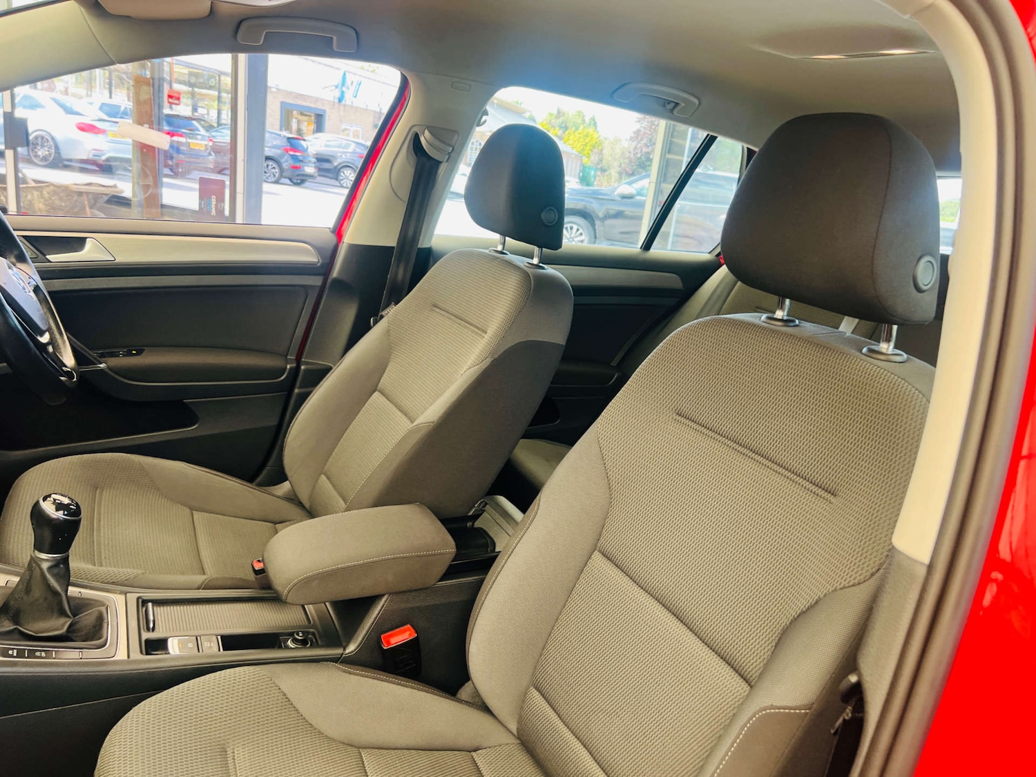 Used Volkswagen Golf 2015 for sale - 75851739: Photo 25