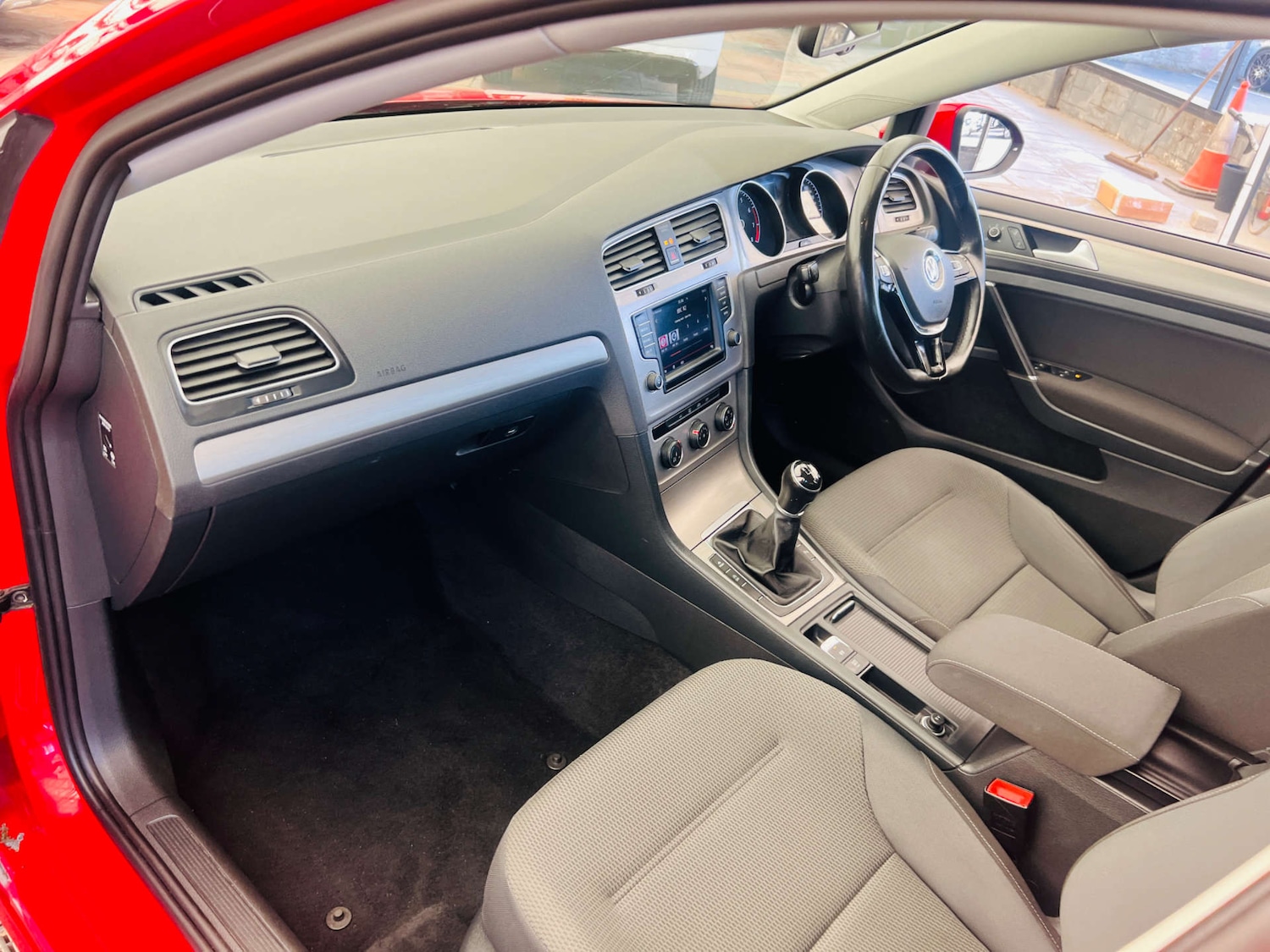 Used Volkswagen Golf 2015 for sale - 75851739: Photo 26