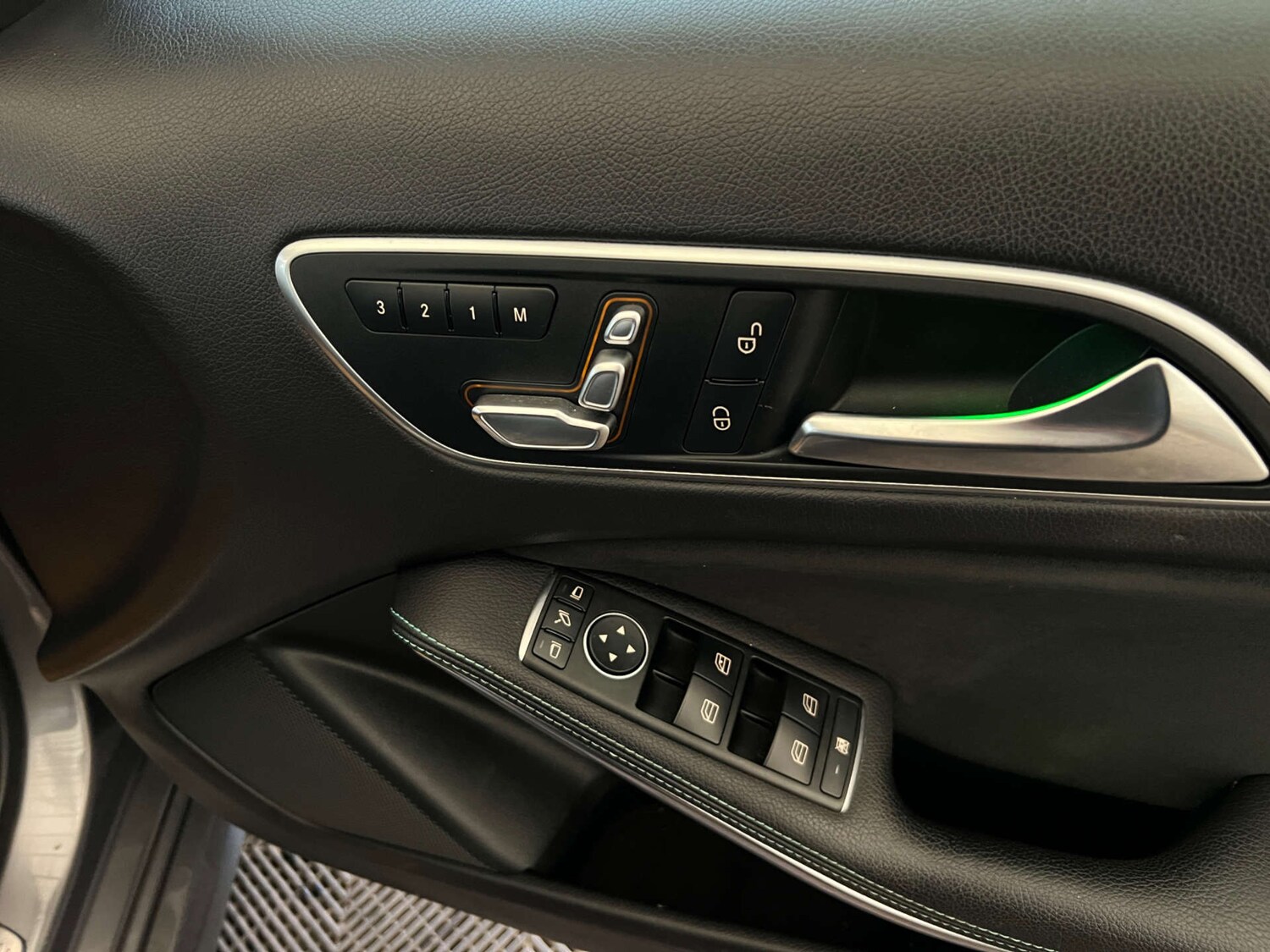 Used Mercedes-Benz A-Class 2016 for sale - 77584823: Photo 16