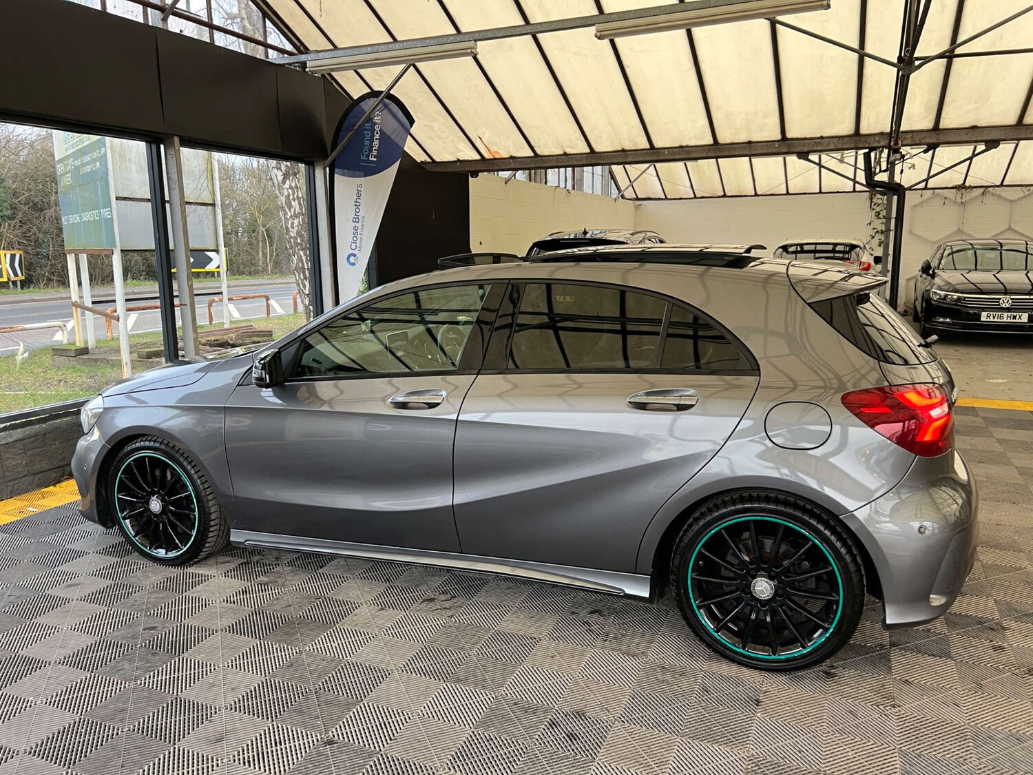 Used Mercedes-Benz A-Class 2016 for sale - 77584823: Photo 7