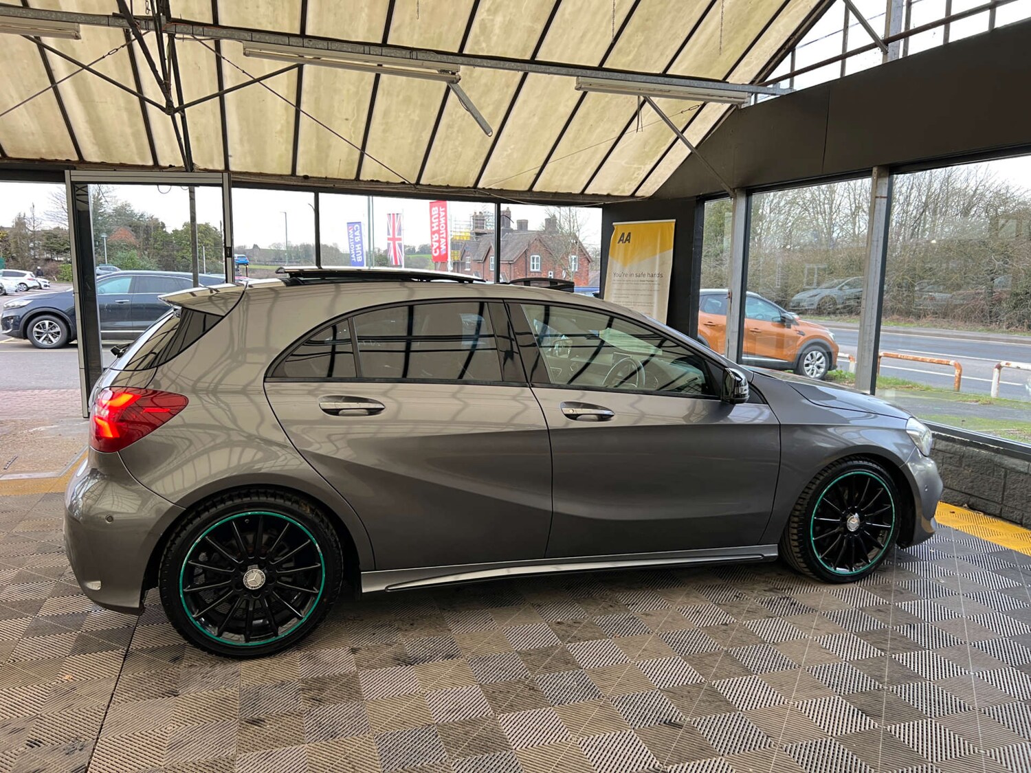 Used Mercedes-Benz A-Class 2016 for sale - 77584823: Photo 9