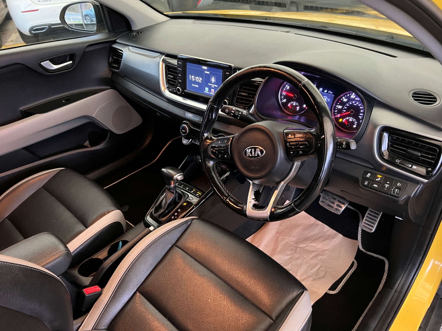 Used Kia Stonic 2019 for sale - 77073375: Photo 11