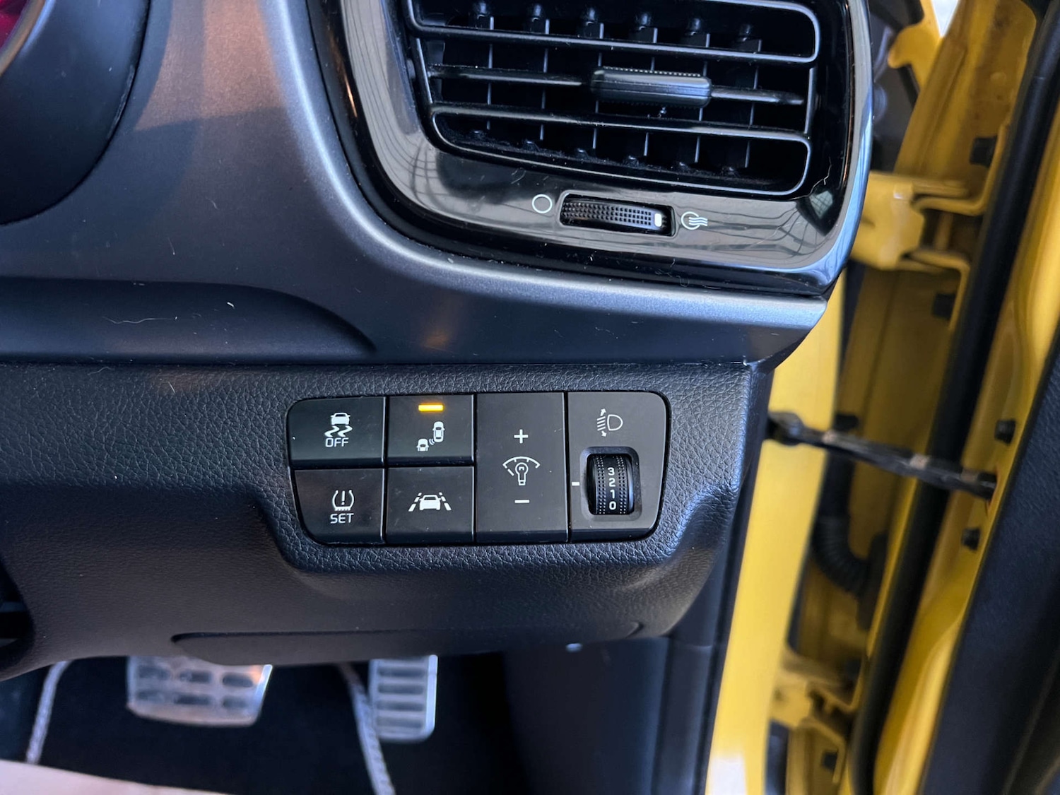 Used Kia Stonic 2019 for sale - 77073375: Photo 15