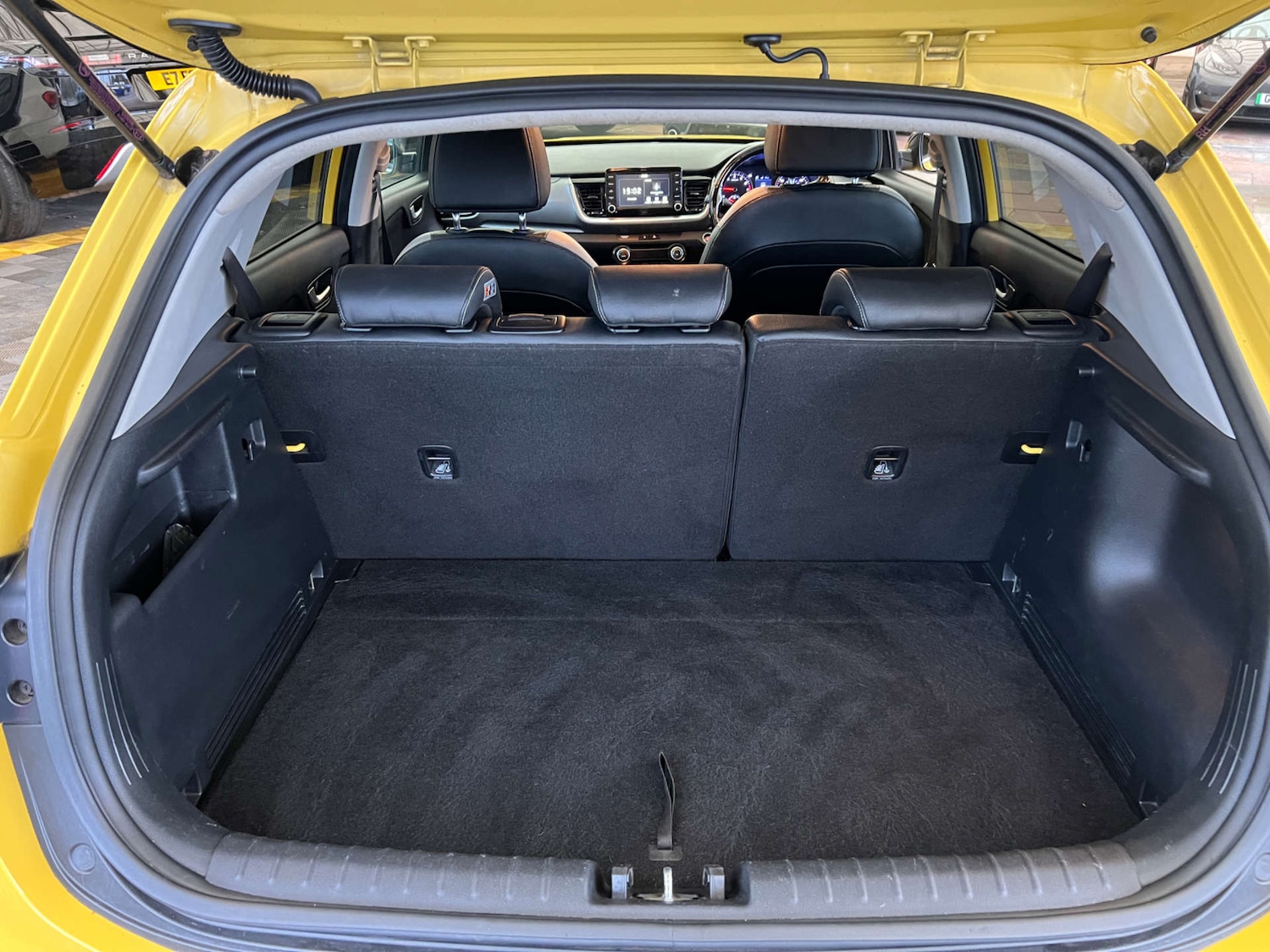 Used Kia Stonic 2019 for sale - 77073375: Photo 30