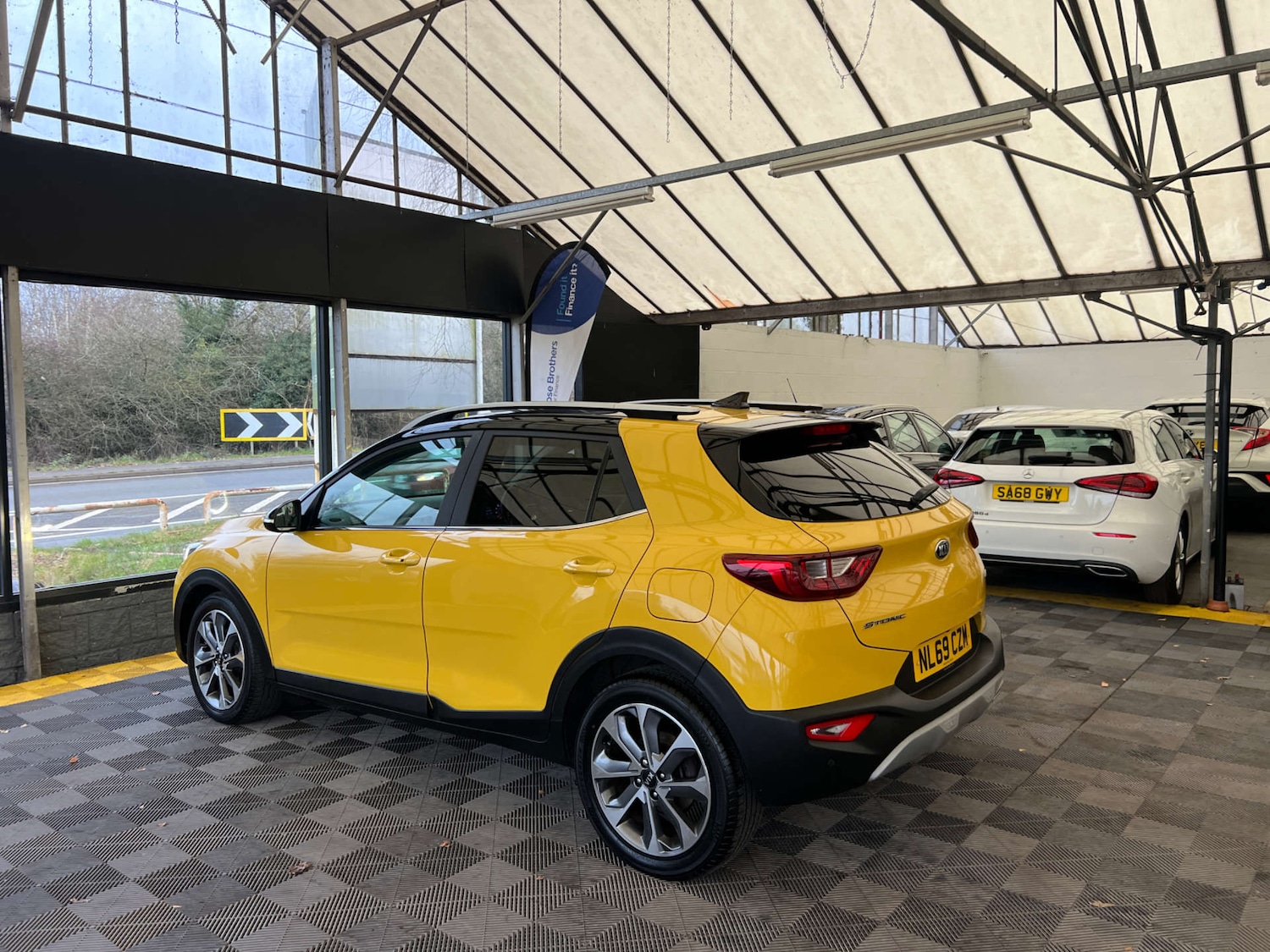 Used Kia Stonic 2019 for sale - 77073375: Photo 5