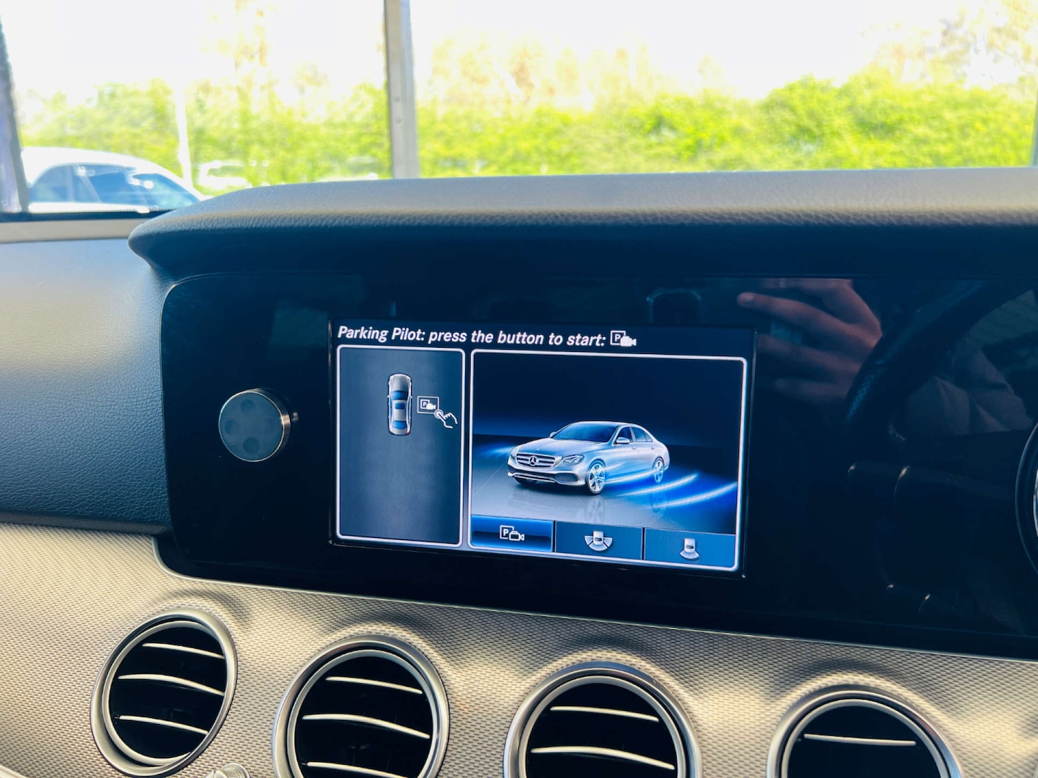 Used Mercedes-Benz E Class 2017 for sale - 76601363: Photo 25