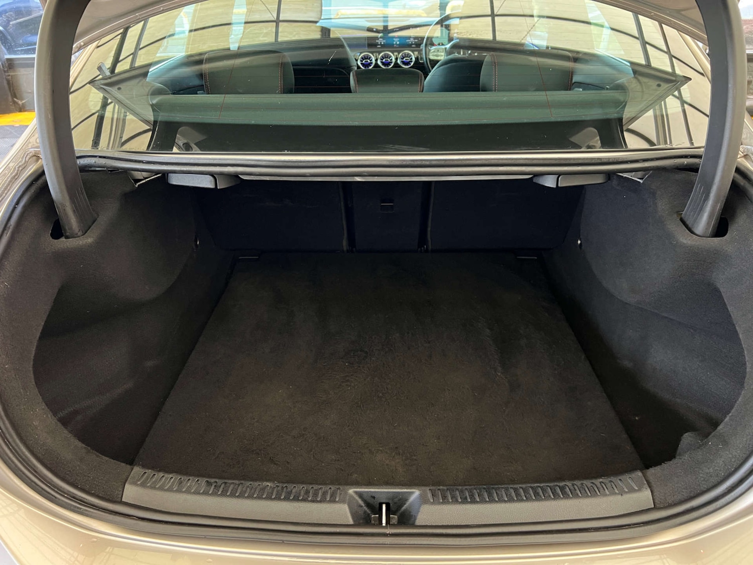 Used Mercedes-Benz A-Class 2019 for sale - 77393351: Photo 25