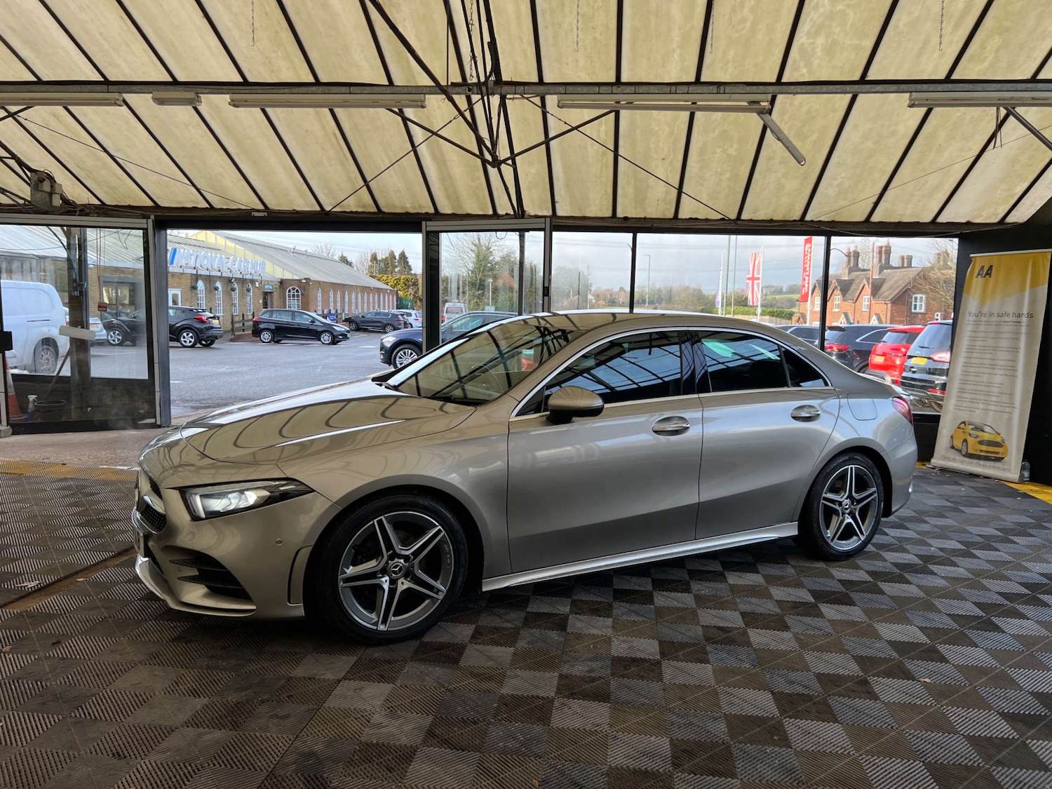 Used Mercedes-Benz A-Class 2019 for sale - 77393351: Photo 5