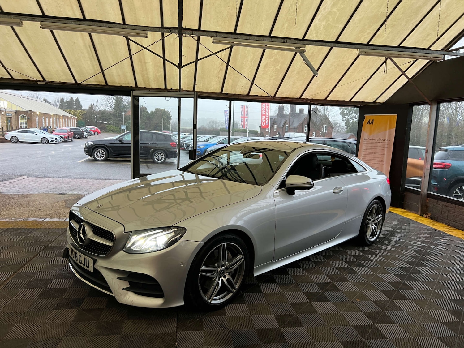 Used Mercedes-Benz E Class 2018 for sale - 77147769: Photo 5