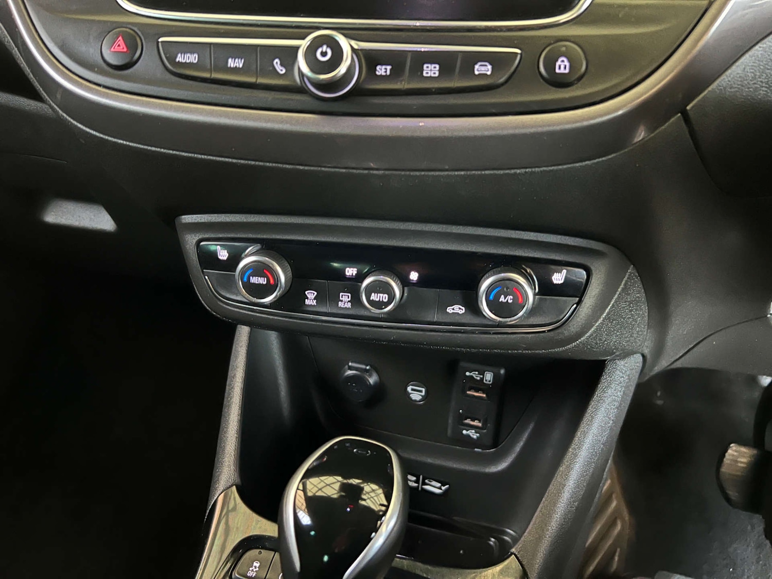 Used Vauxhall Crossland 2021 for sale - 76601932: Photo 20