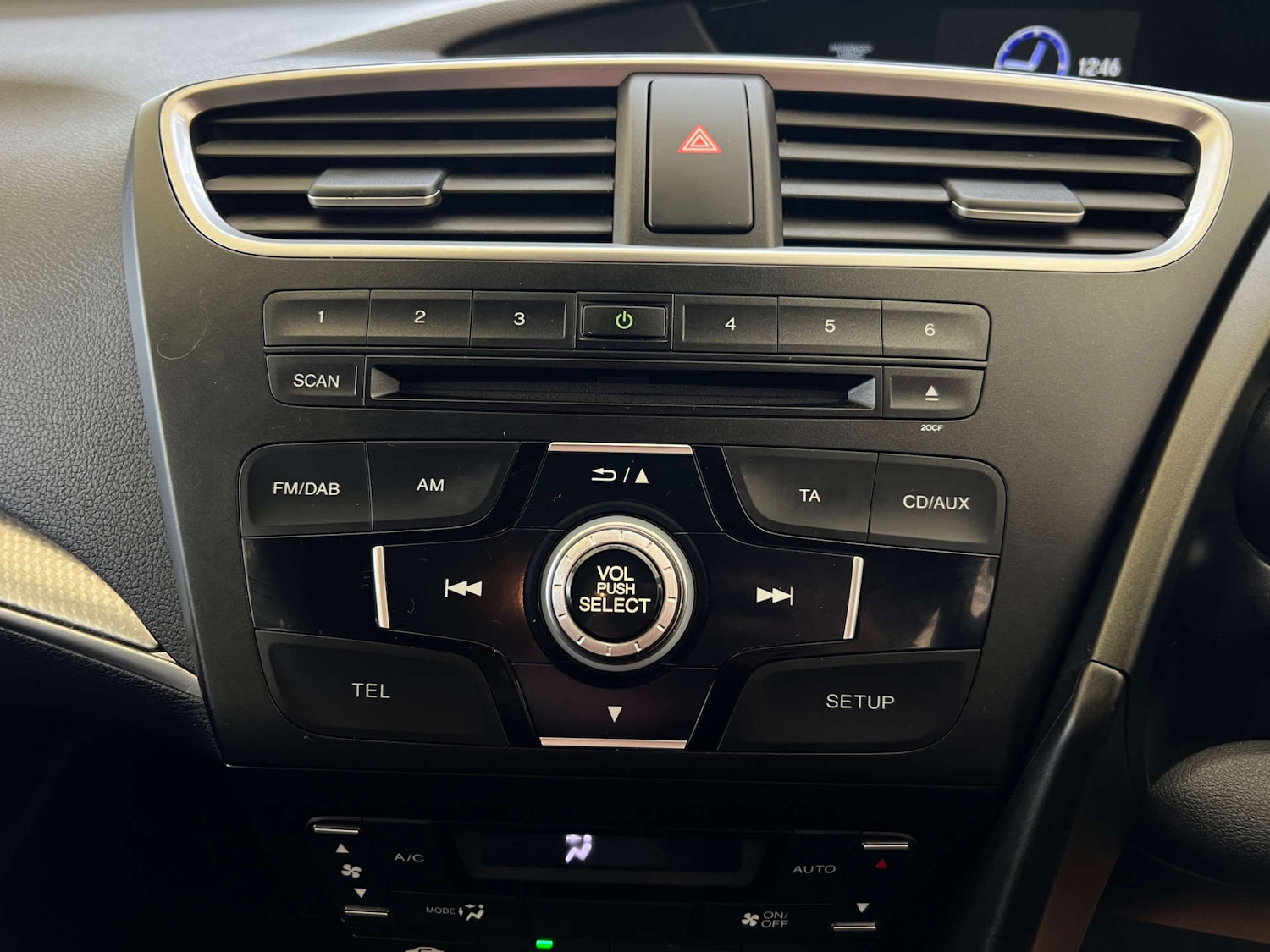 Used Honda Civic 2016 for sale - 77494185: Photo 12