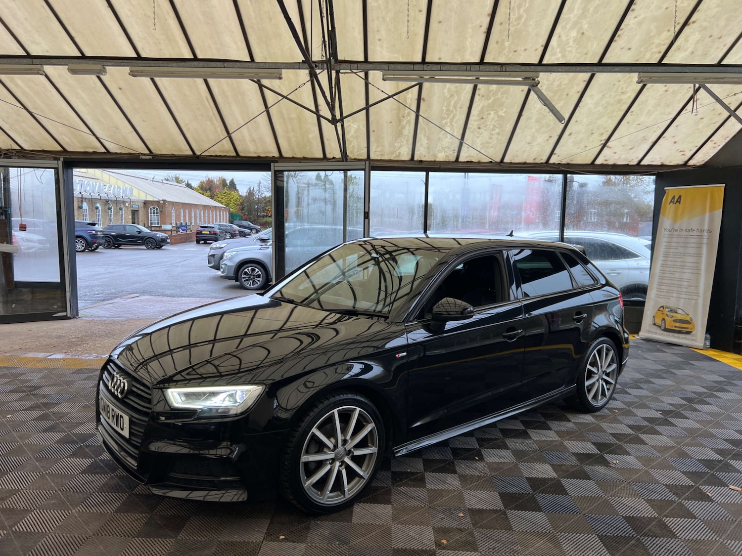 Used Audi A3 2018 for sale - 76541319: Photo 4