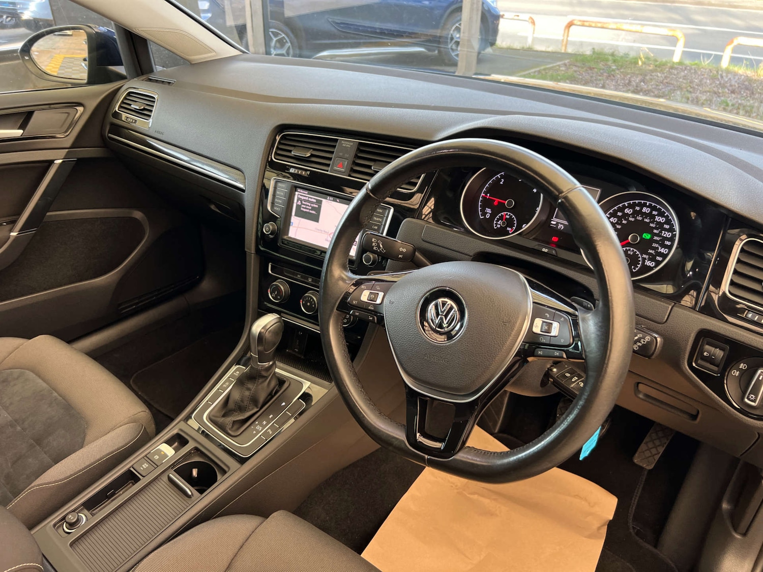 Used Volkswagen Golf 2016 for sale - 77721678: Photo 12