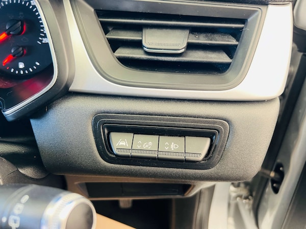 Used Renault Captur 2021 for sale - 76277878: Photo 15