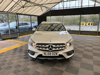 Used Mercedes-Benz GLA 2018 for sale - 77991958: Photo