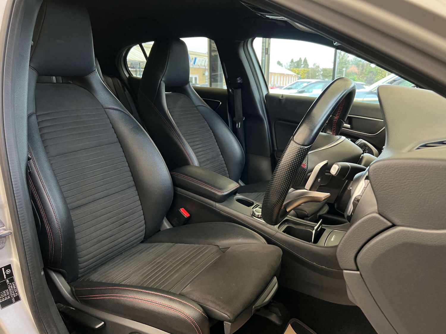 Used Mercedes-Benz GLA 2018 for sale - 77991958: Photo 8