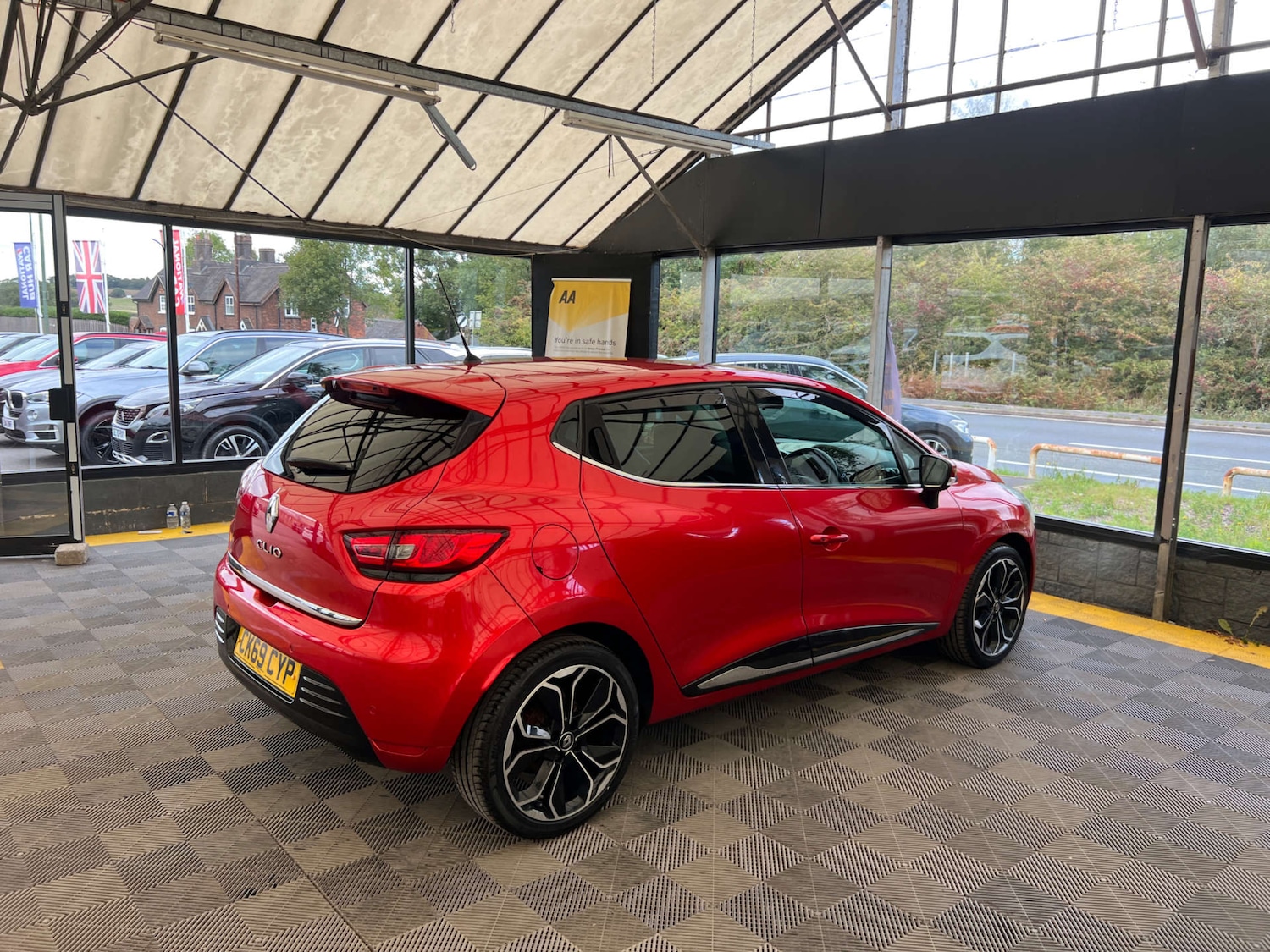 Used Renault Clio 2019 for sale - 76045324: Photo 9