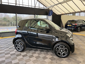 Used smart fortwo 2017 for sale - 77584820: Photo