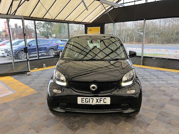 Used smart fortwo 2017 for sale - 77584820: Photo