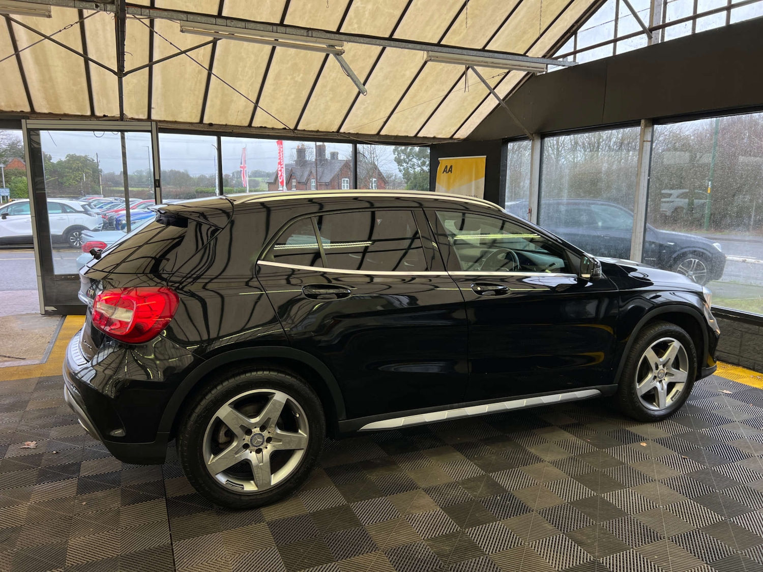 Used Mercedes-Benz GLA 2015 for sale - 77282428: Photo 9