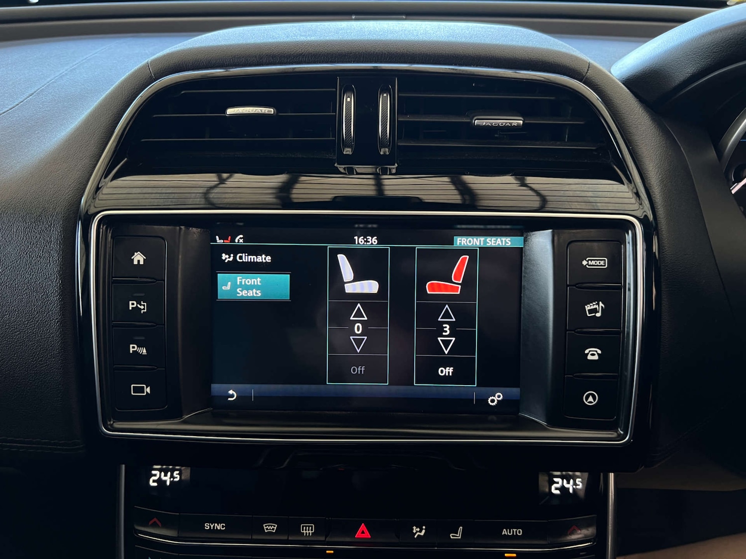 Used Jaguar XE 2017 for sale - 78056715: Photo 20