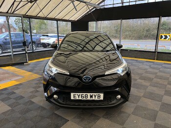 Used Toyota C-HR 2018 for sale - 77821678: Photo