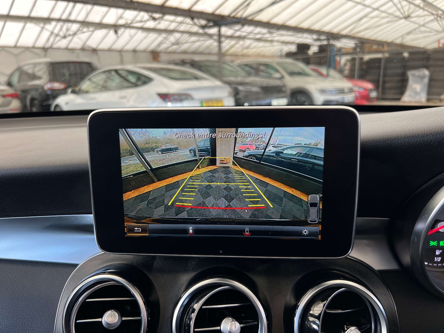 Used Mercedes-Benz GLC 2018 for sale - 77393346: Photo 16