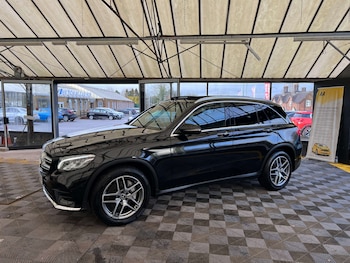 Used Mercedes-Benz GLC 2018 for sale - 77393346: Photo