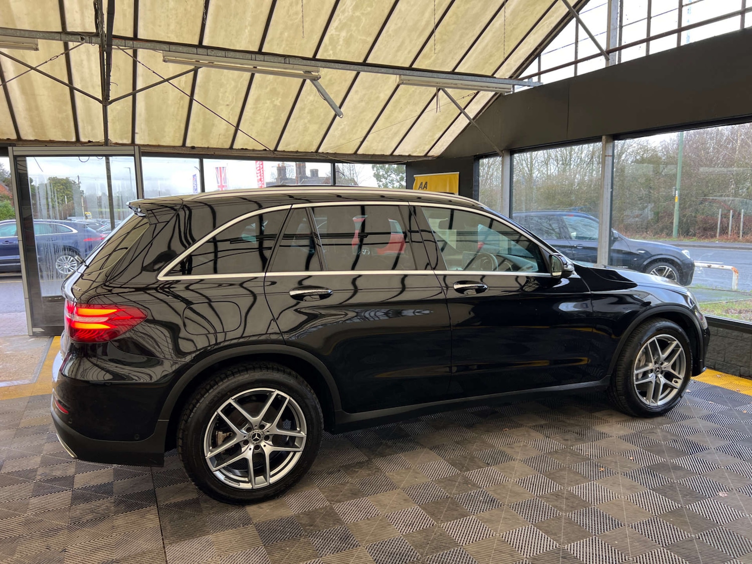 Used Mercedes-Benz GLC 2018 for sale - 77393346: Photo 7