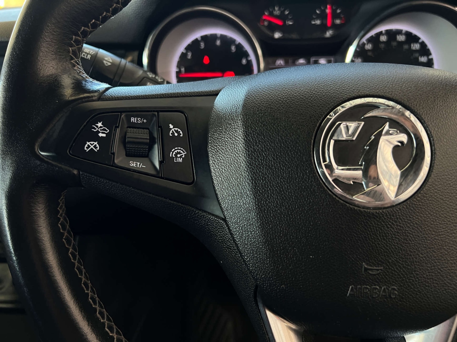 Used Vauxhall Astra 2018 for sale - 77704365: Photo 15