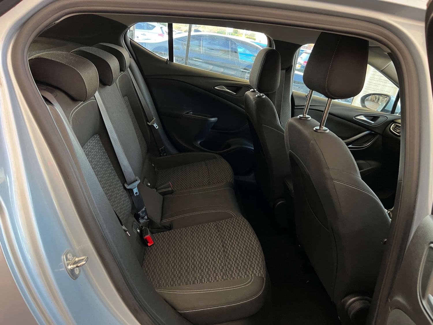 Used Vauxhall Astra 2018 for sale - 77704365: Photo 23