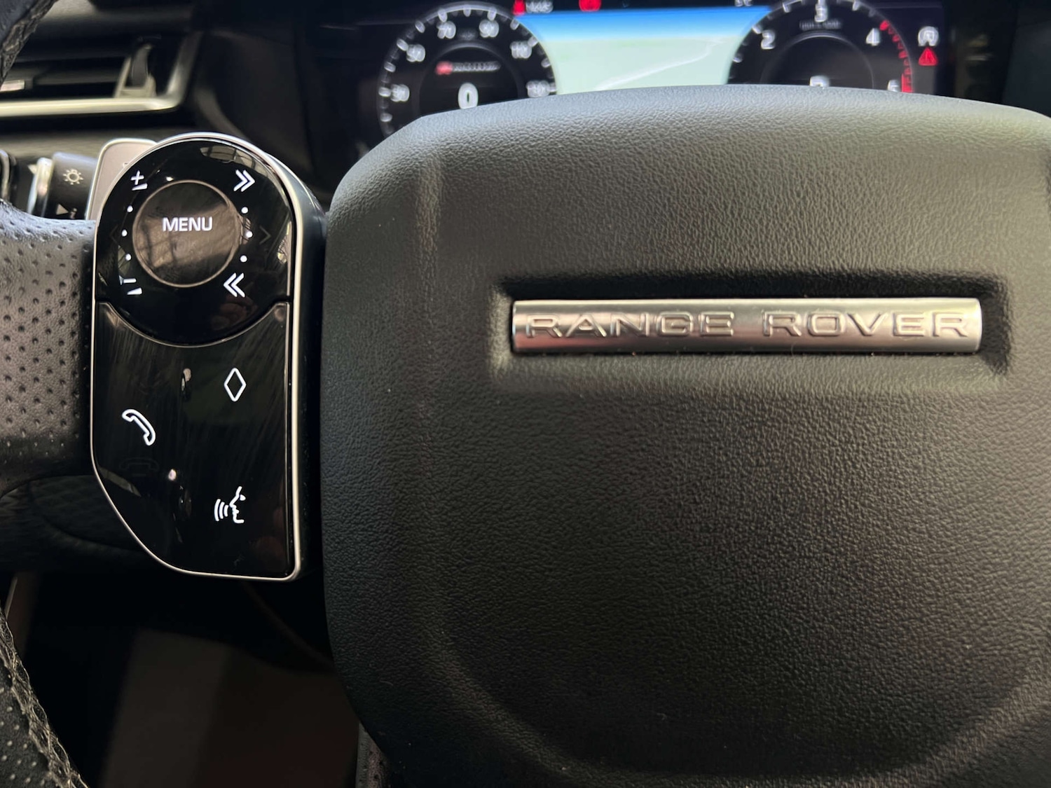 Used Land Rover Range Rover Velar 2018 for sale - 77370956: Photo 17