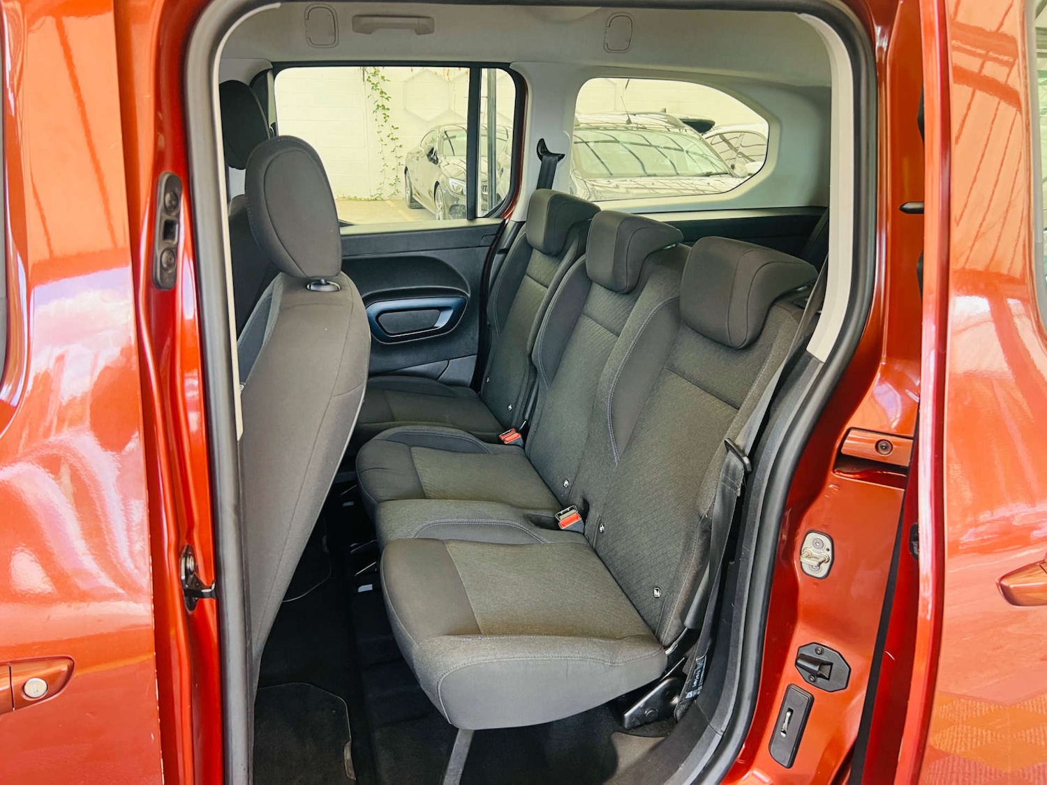 Vehicle 29