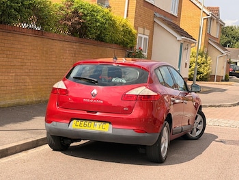 Used Renault Megane 2010 for sale - 79328856: Photo