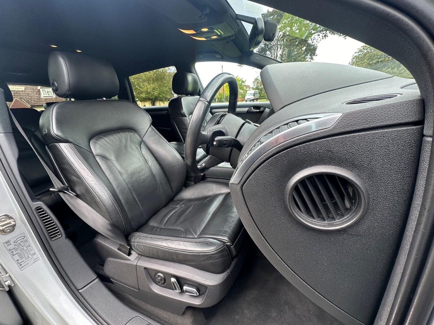 Used Audi Q7 2012 for sale - 77898427: Photo 15