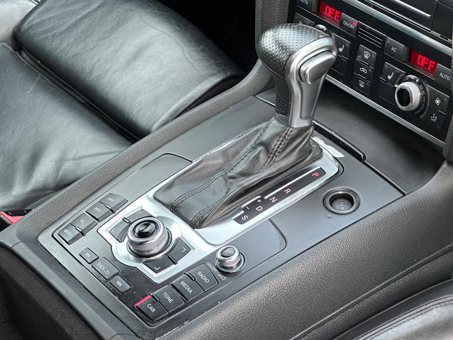 Used Audi Q7 2012 for sale - 77898427: Photo 31