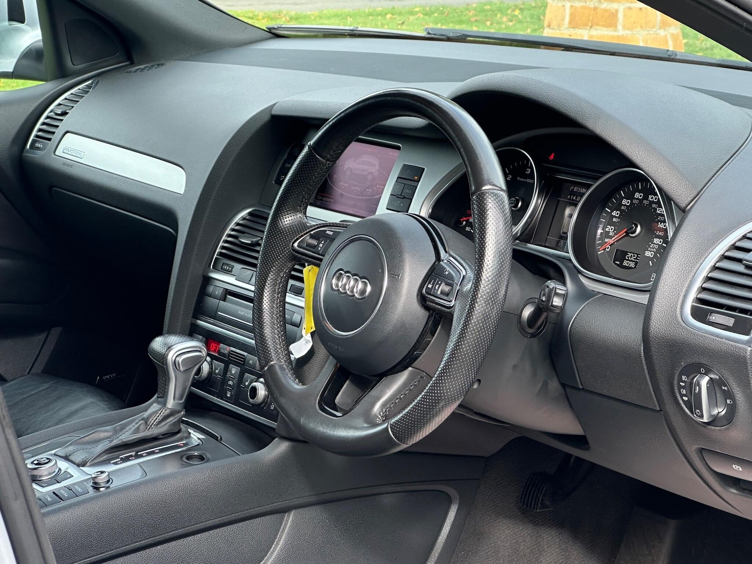 Used Audi Q7 2012 for sale - 77898427: Photo 32