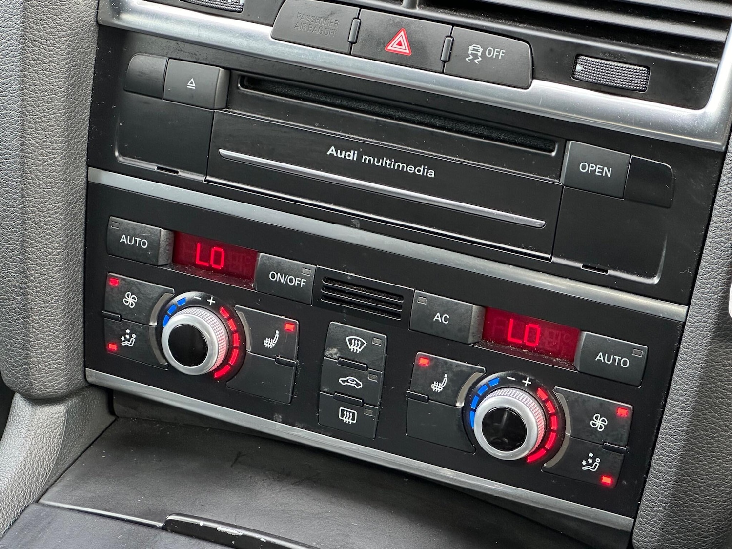 Used Audi Q7 2012 for sale - 77898427: Photo 33