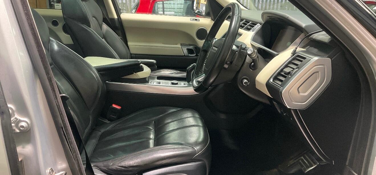 Used Land Rover Range Rover Sport 2016 for sale - 76620532: Photo 6