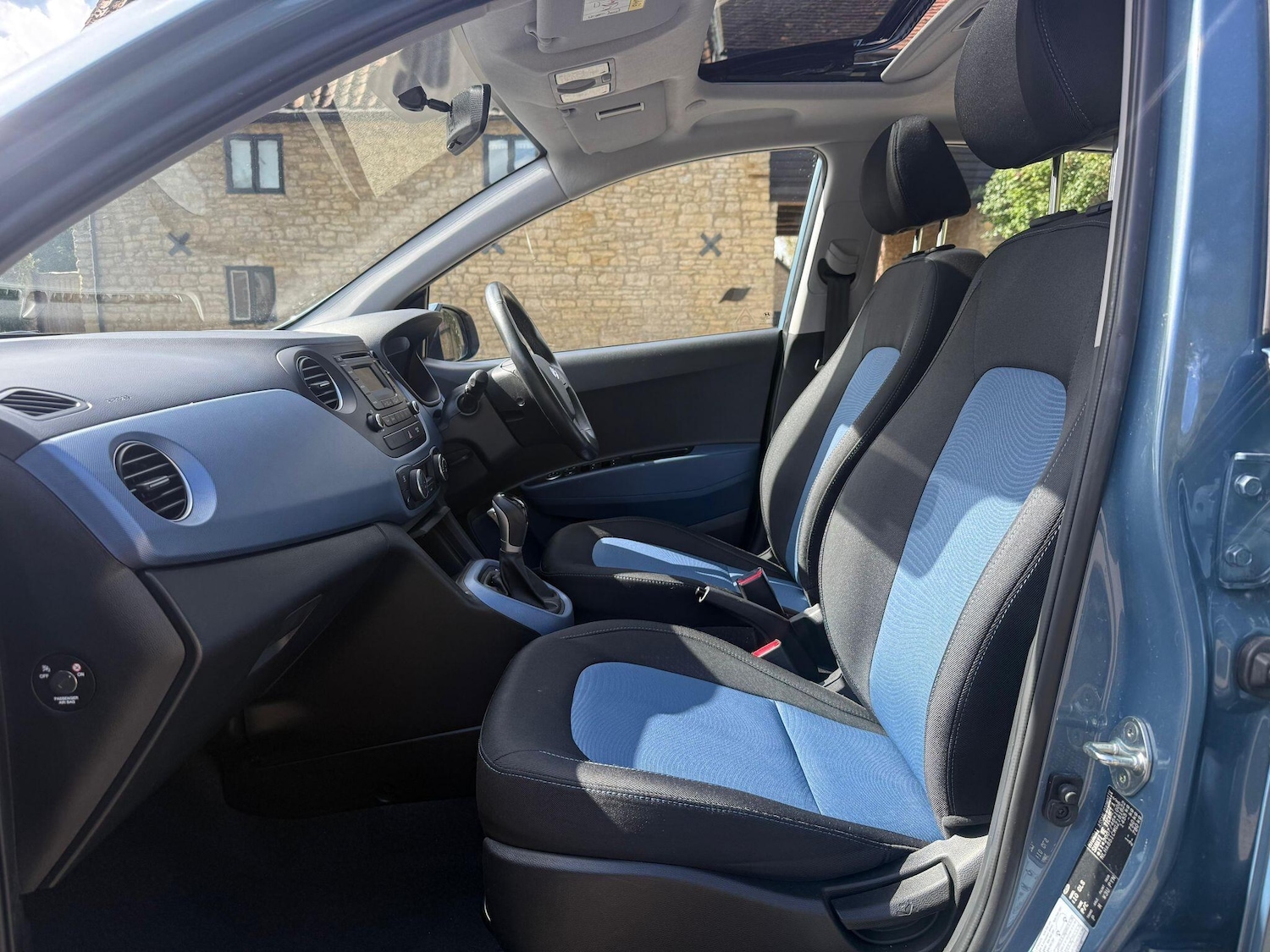 Used Hyundai i10 2015 for sale - 75756734: Photo 18