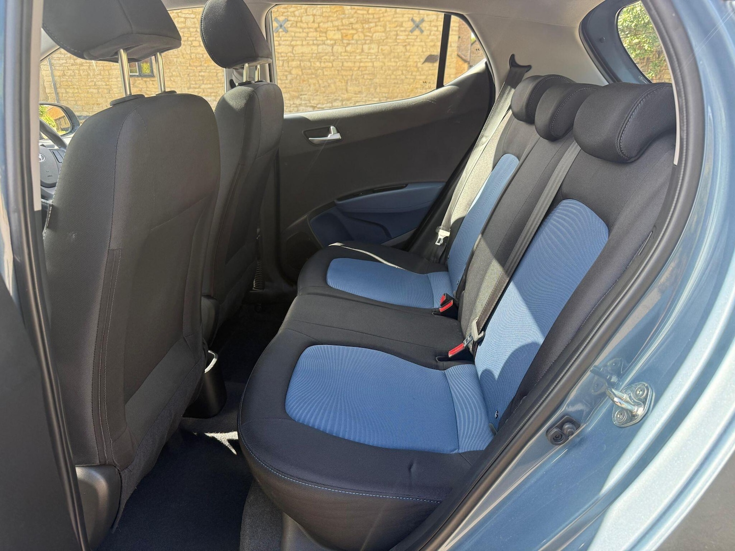 Used Hyundai i10 2015 for sale - 75756734: Photo 23