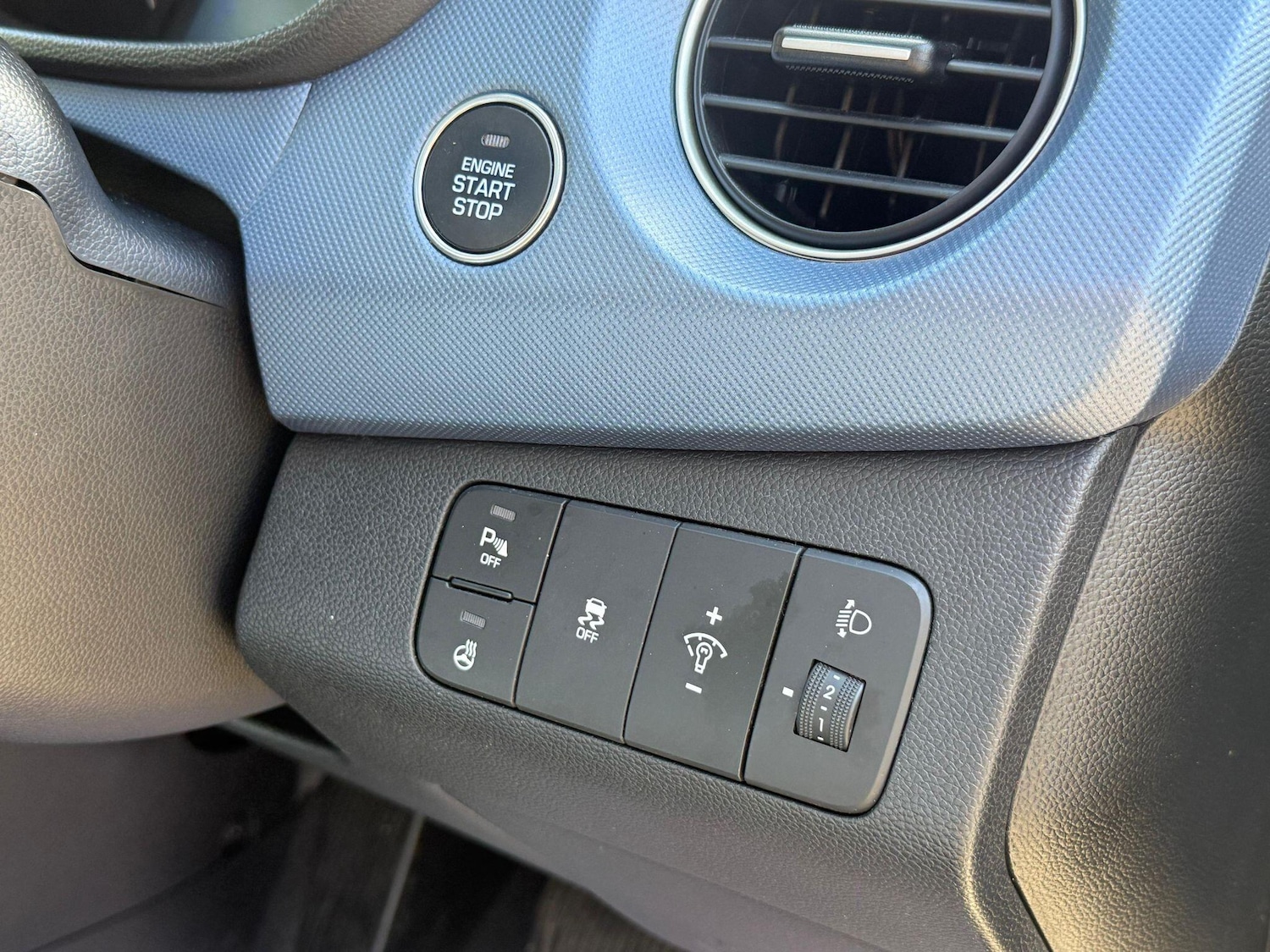 Used Hyundai i10 2015 for sale - 75756734: Photo 28