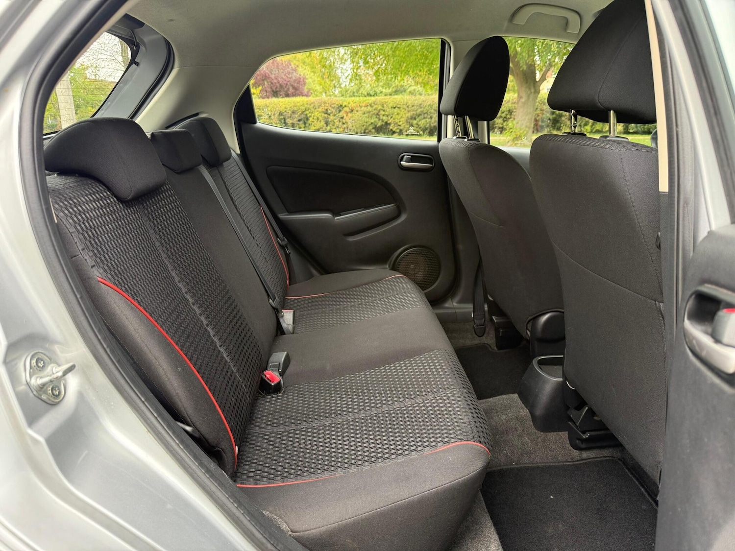 Used Mazda Mazda2 2011 for sale - 76060835: Photo 13