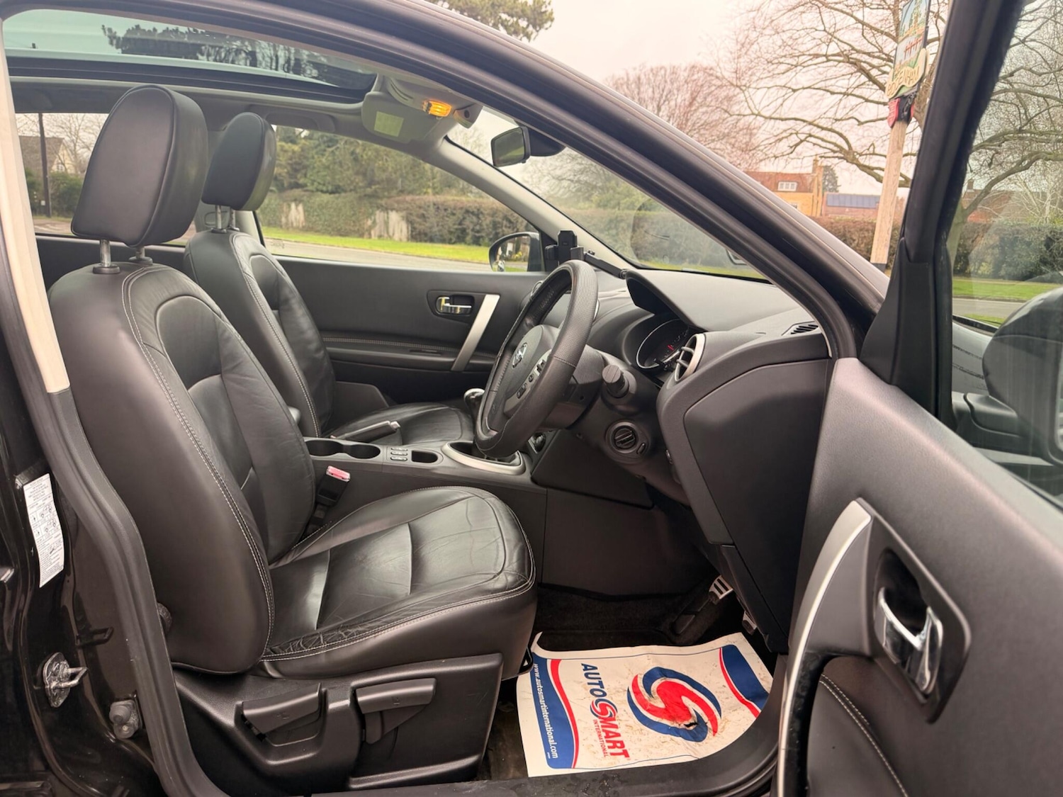 Used Nissan Qashqai 2011 for sale - 77253747: Photo 10