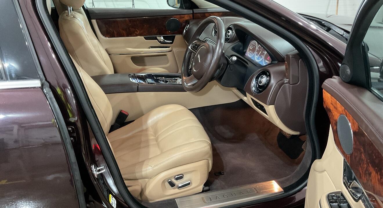 Used Jaguar XJ 2011 for sale - 77345402: Photo 7