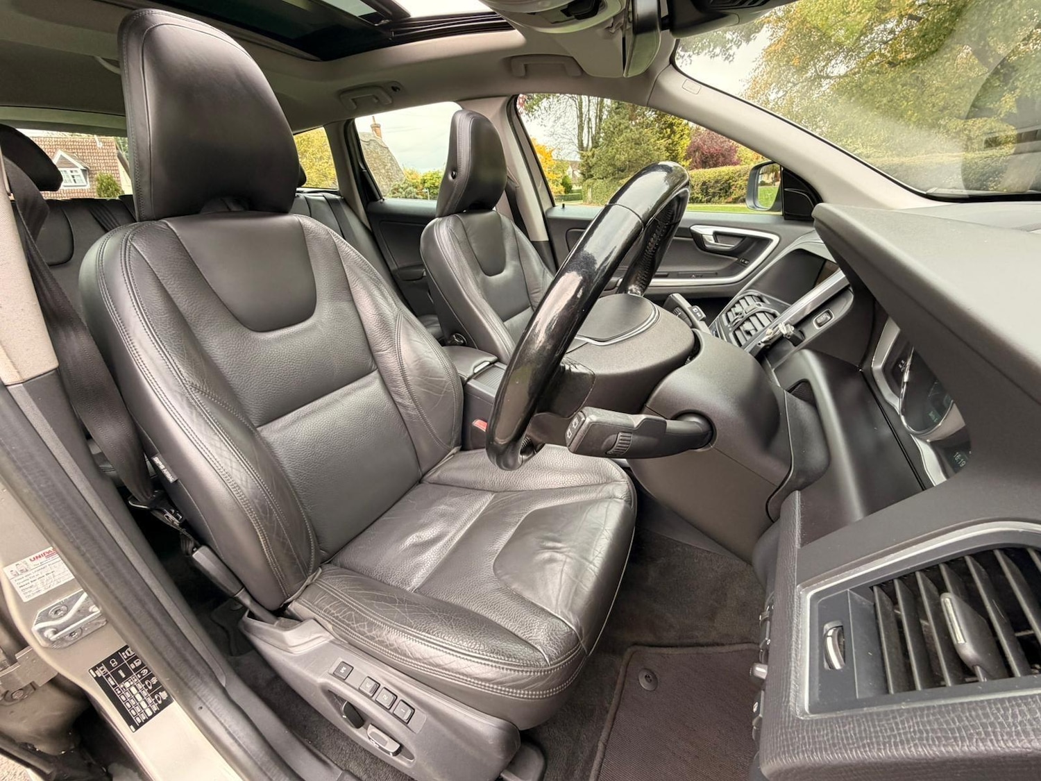 Used Volvo XC60 2013 for sale - 75809843: Photo 18