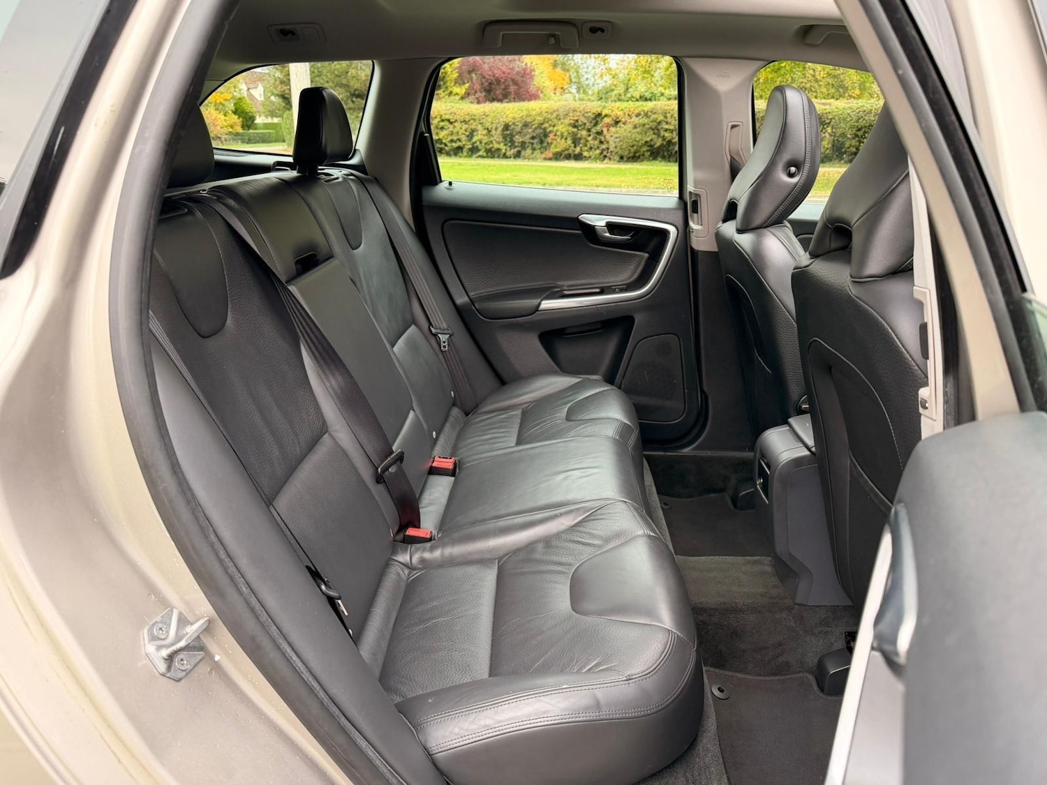 Used Volvo XC60 2013 for sale - 75809843: Photo 21